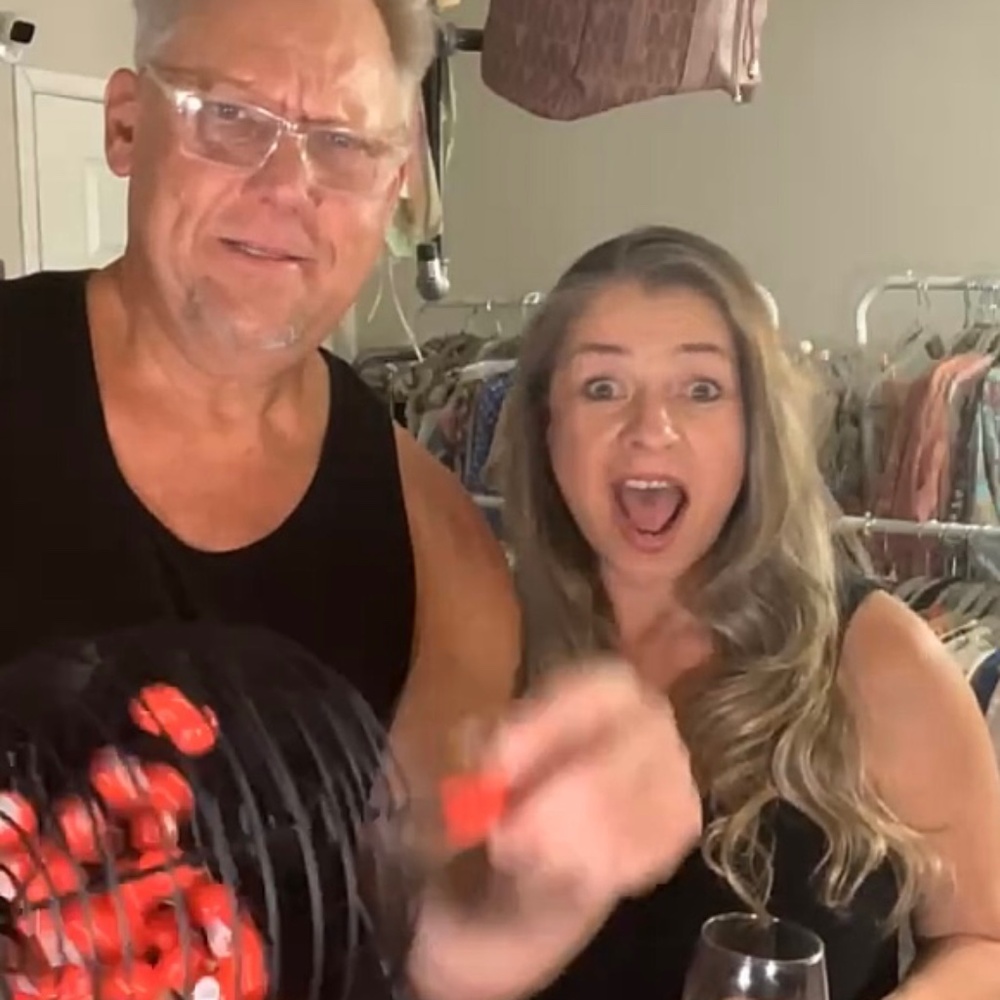 COPY - SUNDAY FUN DAY SHOW! New inventory day😍 BINGO PURSE GIVIE - Picture 5 of 5